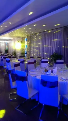 RETRO PARTY sau GLOW PARTY? REVELION 2018 la Hotel Marshal Garden 5* 4 ballroom panoramic revelion 2018