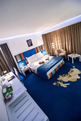 RETRO PARTY sau GLOW PARTY? REVELION 2018 la Hotel Marshal Garden 5* 9 revelion 2018 MARSHAL GARDEN