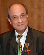 Inteligenta fara iubire este rece, iar emotia fara inteligenta este naiva 3 Nossrat Peseschkian, psihiatru