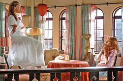 Eva Longoria: Nu traiesc prin comparatie 3 Eva Longoria, Over Her Dead Body