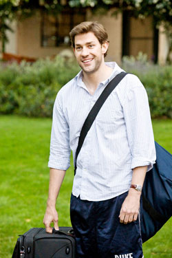 E tare complicat!, It's complicated, John Krasinski