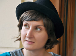 Maria Sandu: ”Literatura nu inseamna divertisment’ 3 Maria Sandu, scriitoare