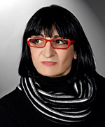 Dora Pavel: Roman provincial 4 Dora Pavel, scriitoare