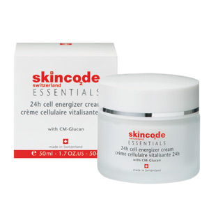 Skincode Essentials Crema antirid energizanta 24H