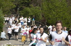 Vedetele au alergat la crosul ”Viva! la Revolucion" 6 Viva! la Revolucion