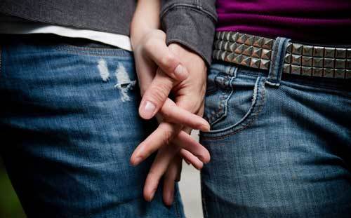 Cum sa reparam o relatie cu probleme 3 1635576.maini 43