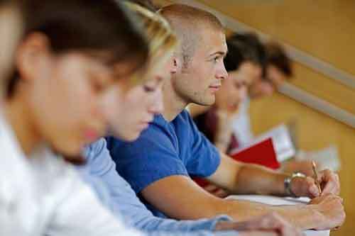 As fi curios despre orice este mai degraba o calitate 3 1690317.p2