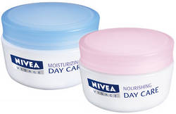 Ingrijirea pielii in timpul iernii, cu NIVEA 6 Cremele de zi NIVEA Visage Essentials