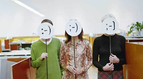 Cuib de vipere la birou 3 1731695.890547 003