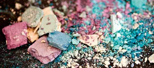 1747341.fard machiaj makeup