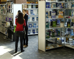 Targul de carte Bookland ajunge la Giurgiu 3 Caravana Bookland