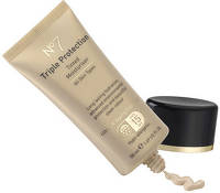 1754247.no7 triple protection tinted moisturiser spf15 stylised with bul