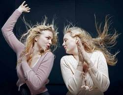 2053562.prietene prietenie dans bucurie