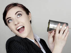 2074018.voce femeie comunicare