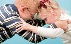 2074059.frati cearta bataie