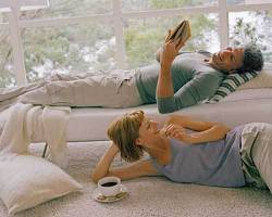 2118111.cuplu lectura