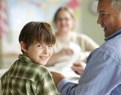 Parinti-profesori, deveniti adevarati aliati 3 2126393.copil parinte profesor