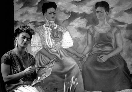 261258.frida 2 w