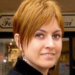 Oana Becarian, coordonator marketing Help Net Farma