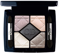 Cadouri cosmetice pentru luna decembrie 5 Dior 5 Couleurs Iridescent Moonlight, farduri