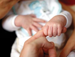 Pasii principali in meseria de parinte 3 familie, copil, parinte, mama