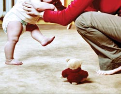 Pasii principali in meseria de parinte 3 familie, copil, parinte, mama