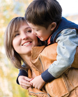 Adoptia, o solutie care te poate implini 3 adoptie, mama, copil