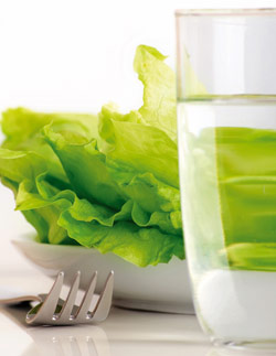 Sa nu mai inghitim pesticide 3 fructe, legume