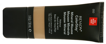 Noutati cosmetice in august 2009 6 Fond de ten ColorStay Mineral Mousse, REVLON