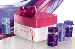 SYSTEM PROFESSIONAL  Ingrijirea personalizata a parului  Secretul din spatele personalizarii SP CARE? Cinci infuzii special gandite pentru a insoti mastile tratament SP. 5 infuzii care sa aduca cu sine beneficii suplimentare. Cu aceste 5 noi solutii concentrate, stilistul poate combina doua tratamente diferite, creand un serviciu cu adevarat personalizat pentru clienta sa. Smoothen, Hydrate, Repair, Volumize si Color Saver. Pentru par mai matasos, mai hidratat, mai sanatos, cu mai mult volum si cu o culoare mai stralucitoare. Cu alte cuvinte, rezulta 35 de solutii singulare si personalizate in functie de fiecare tip de par si de rezultatele dorite. Astfel, te vei bucura de o ingrijire cu adevarat dedicata/personalizata. Fara niciun fel de compromis. Parul tau va avea deopotriva volum si stralucire. Va fi reparat in profunzime si ii va fi redat aspectul matasos. Culoarea si hidratarea vor merge si ele in tandem.  Fa-i o vizita stilistului. In urma unei analize si consultatii personalizate, vei afla care sunt nevoile parului tau. Pasul urmator? Aceasta iti va spune care este combinatia castigatoare pentru tine. Tratamentul SP inceput la salon poate fi continuat acasa. Incearca solutia personalizata gandita de System Professional! 