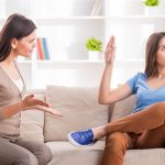 mama care îi impune copilului ceva pentru că nu știe cum îți faci copilul să sufere