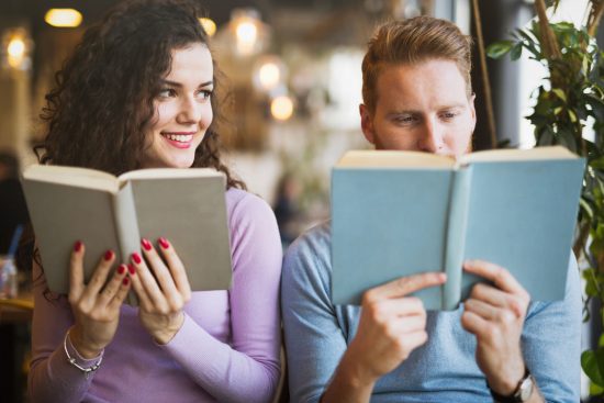 Întâlnire cu un introvertit (17 sfaturi secrete)