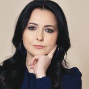 simona voicescu e1577135606323