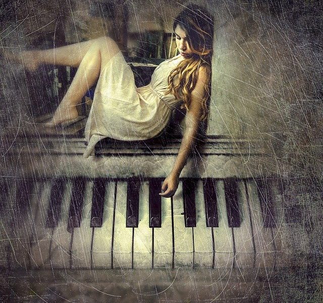 Pianul, blonda și paradigma 2 cd cover 2978944 640