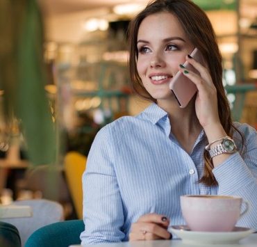 eticheta-comunicarii-in-epoca-digitala