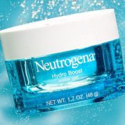 pastreaza-tineretea-cu-noua-gama-de-produse-de-ingrijire-a-pielii-de-la-neutrogena