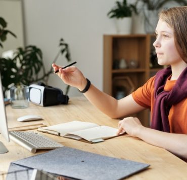 anul-școlar-2020-2021-o-ecuație-cu-prea-multe-necunoscute