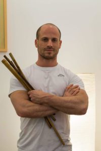 Dan Bujor: „Fac 15 masaje pe zi, iar cel mai important este ca eu și acele persoane să avem o chimie” 3 dan-bujor-masaj-asiatic-bambus