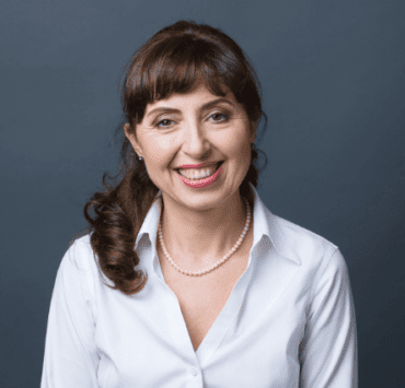 Cristiana Paşca-Palmer: „Există în structura mea dorința permanentă de a crește, a învăța, de a-mi depăşi limitele“ 10 Cristiana-Paşca-Palmer-există-în-structura-mea-dorința-permanentă-de-a-crește-a-învăța-de-a-mi-depăşi-limitele