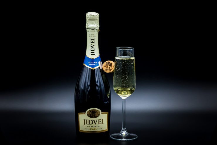 Jidvei: Recomandări de somelier pentru masa de Revelion (P) 28 Spumant Jidvei Mugur Cristescu