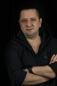 Octavian-Strunila_regizor-Complet-Necunoscuti