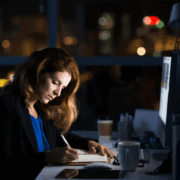 Test: Ești workaholic/ă? 10 test-ești-workaholică