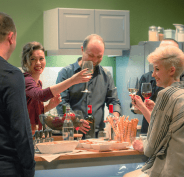 Premiera lungmetrajului „Complet Necunoscuți” are loc la TIFF 2021! 9 premiera-lungmetrajului -complet-necunoscuți-are-loc-la-tiff-2021