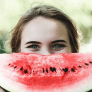 mâncăruri-care-te-fac-să-te-simți-mai-fericit