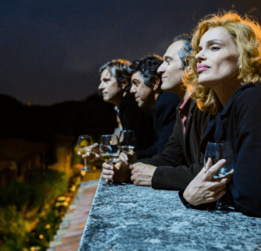 „Anii noștri de glorie”/ „Gli anni più belli” vine din 6 august în cinematografe 8 anii-noștri-de-glorie-gli-anni-più-belli-vine-din-6-august-în-cinematografe