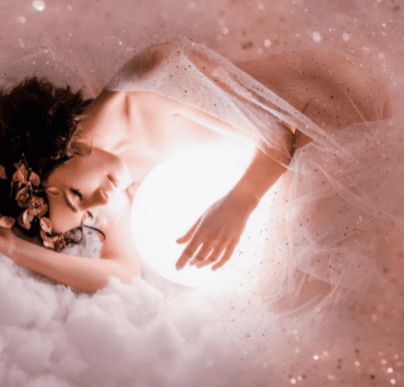 feminitatea-sau-cum-să-ajungi-la-esenţa-ta-adevărată