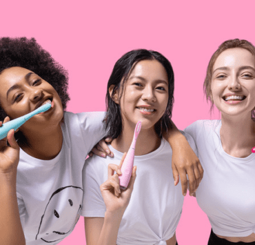 foreo-tocmai-a-lansat-cel-mai-tare-device-pentru-îngrijire-orală-din-ultimii-70-de-ani-periuța-de-dinți-issa-3-sonic