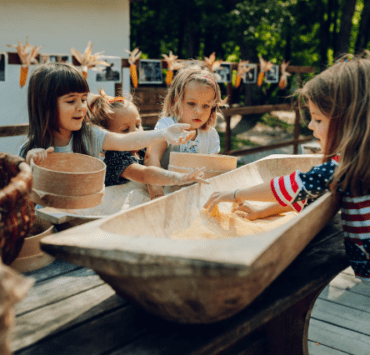 Pentru a contracara efectele școlii online, Muzeul ASTRA a implementat vara aceasta peste 260 de ateliere pentru copii 13 pentru-a-contracara-efectele-școlii-online-muzeul-astra-a-implementat-vara-aceasta-peste-260-de-ateliere-pentru-copii