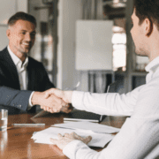 comunicarea-eficientă-exercițiu-pentru-un-interviu-de-angajare