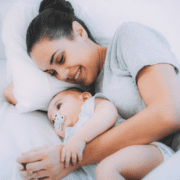 somnul-împreună-cu-copilul-sau-separat-argumente-și-contraargumente-pentru-părinți-indeciși